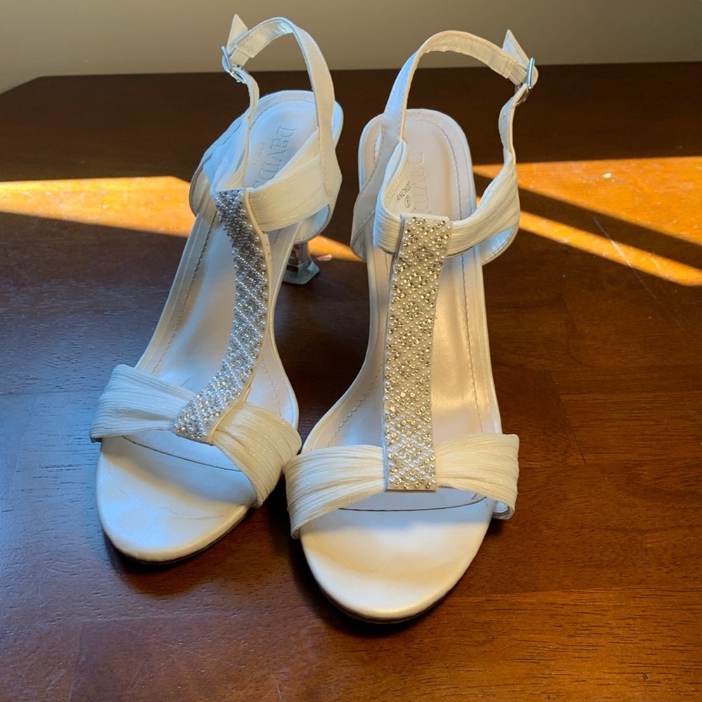 David’s Bridal Women’s size 9 Wedding Shoes White